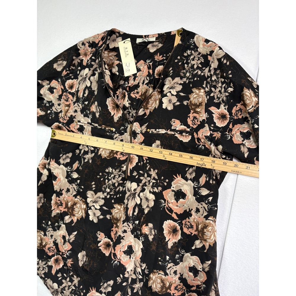 NWT MPH Collection Black Floral Zip Neck Roll Sleeve Tunic Blouse Plus Size 1X - Picture 6 of 6